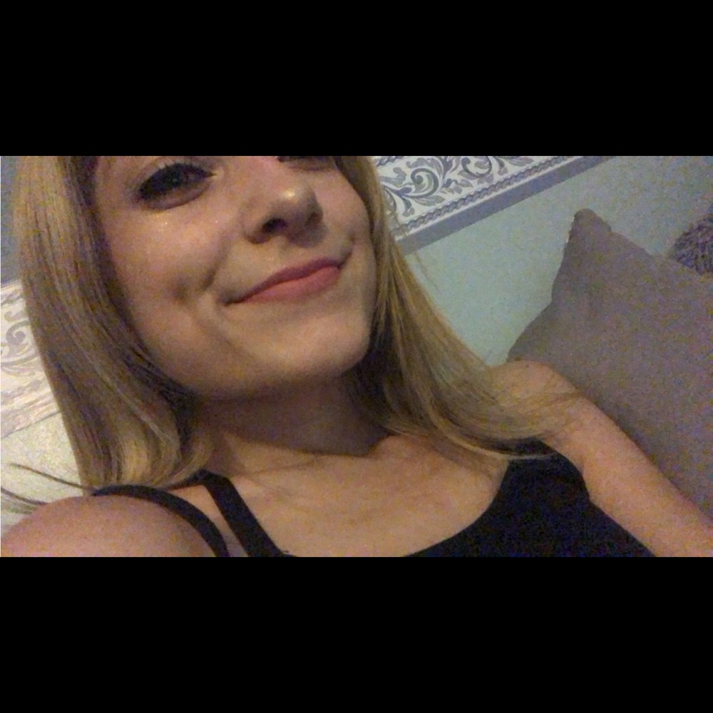 Meet your Posher, Mackenzie